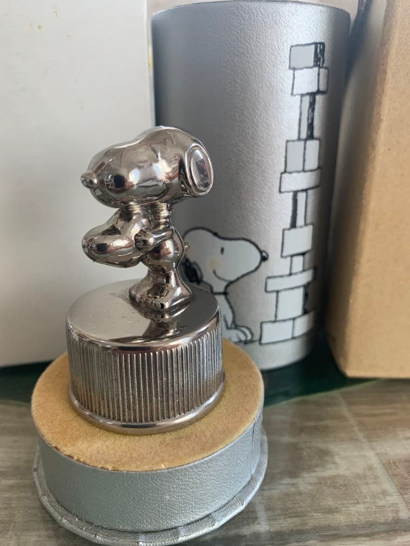 ⭐︎非売品⭐︎ペプシ当選品 銀のスヌーピー LOVE ボトルキャップ