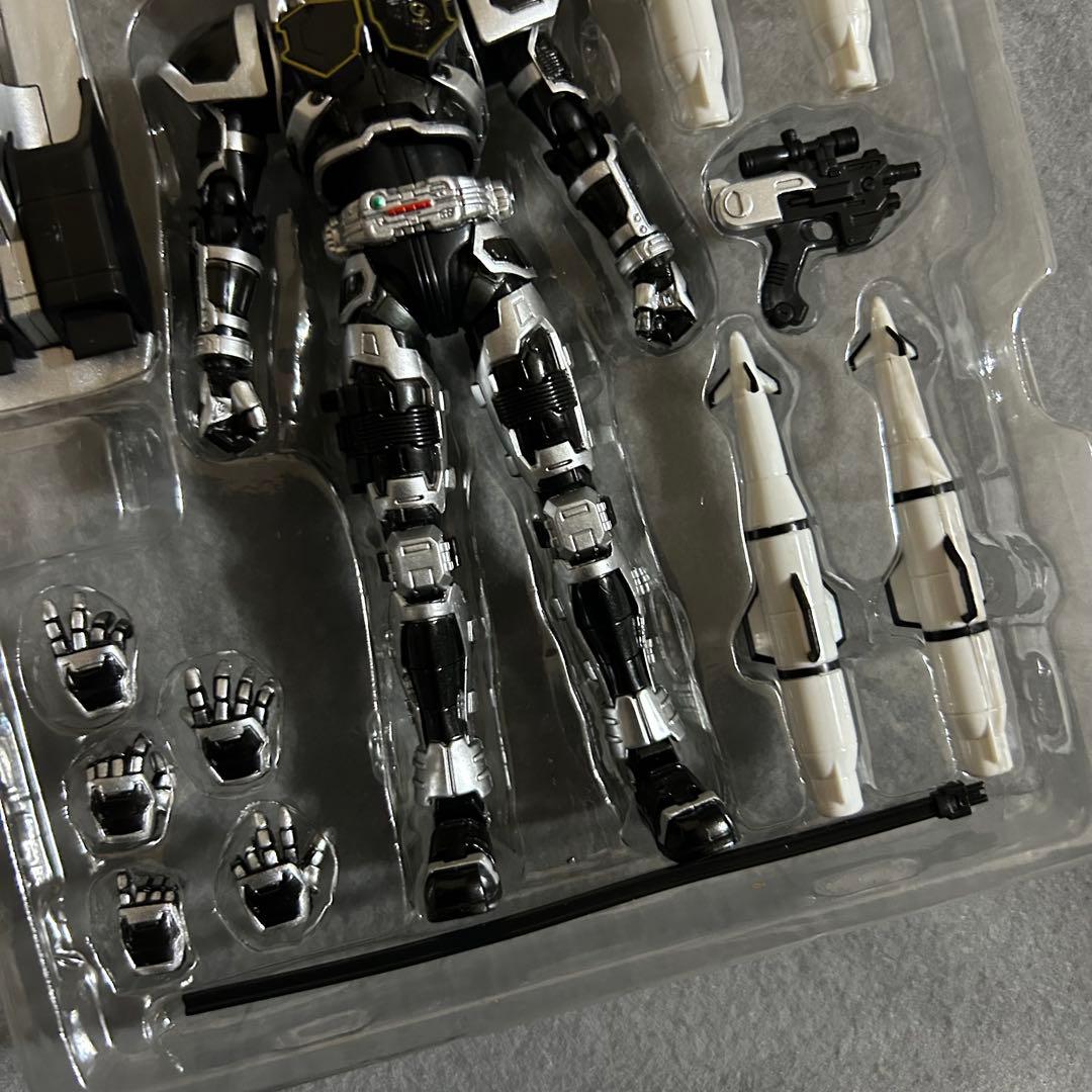 S.H.Figuarts 仮面ライダー G3-X & G4セット