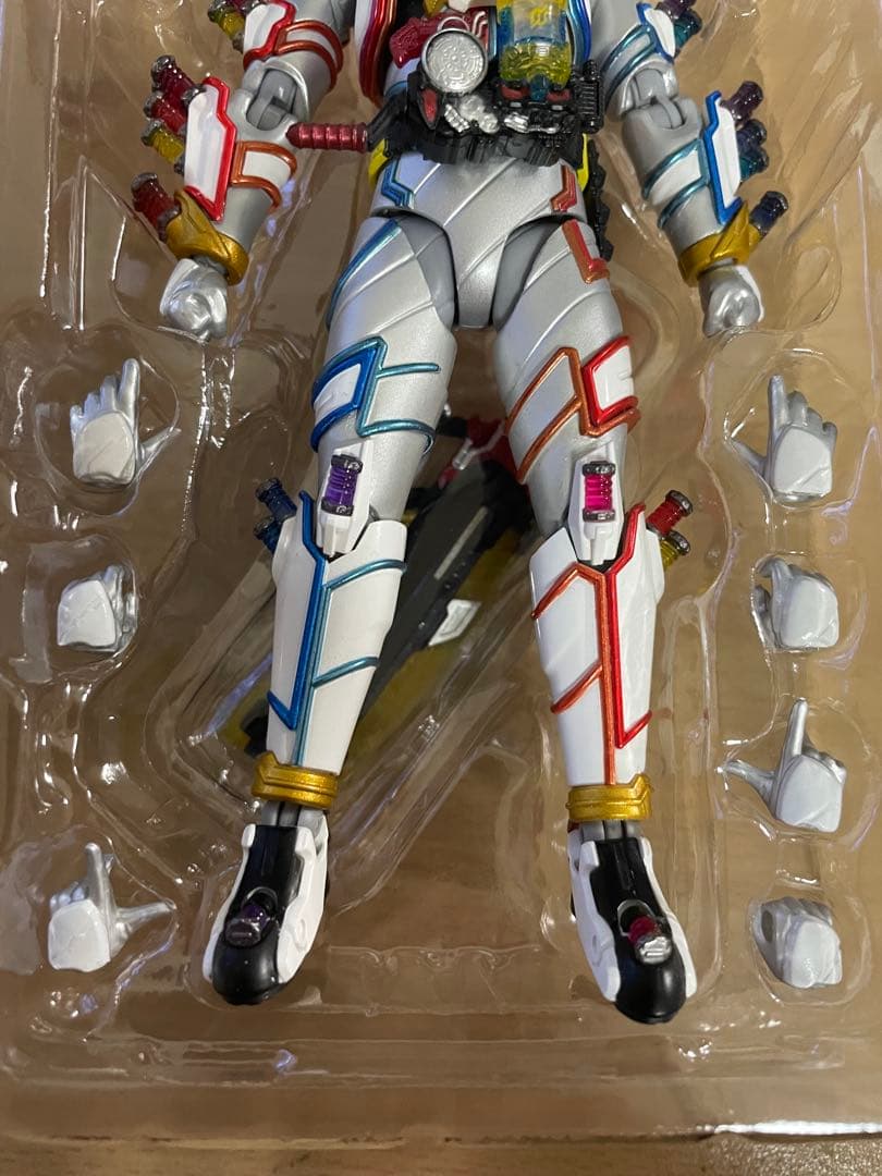 S.H.Figuarts 仮面ライダービルド　ジーニアスフォーム