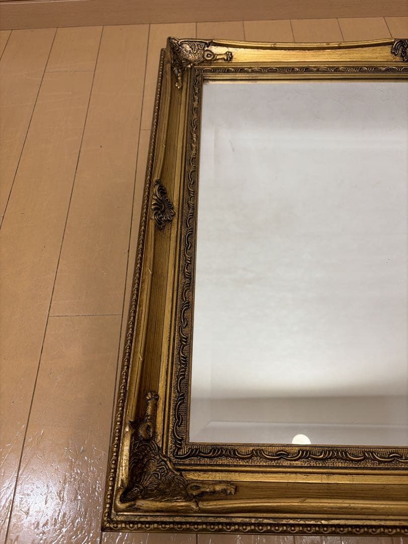 アンティーク調鏡　ヨーロッパ　金色フレーム　ミラー