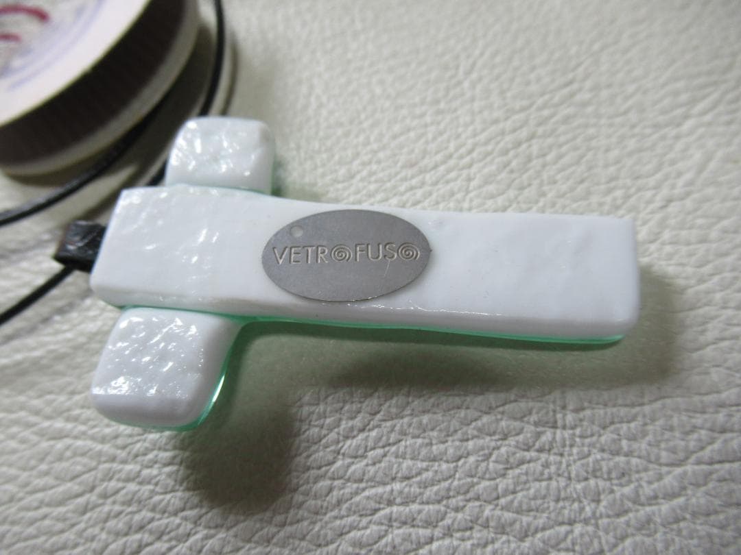 未使用 定価2 イタリア製◇ベトロフーゾ ガラス工芸『十字架』革紐