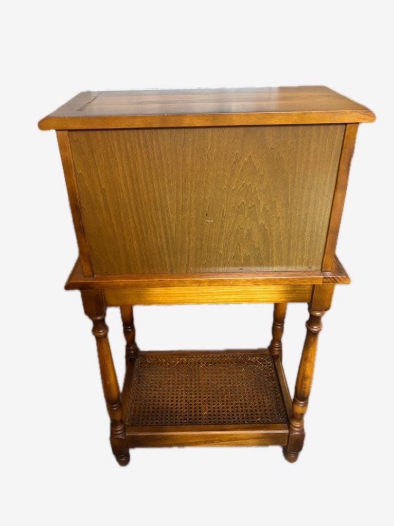 カリモク ライティングビューロー