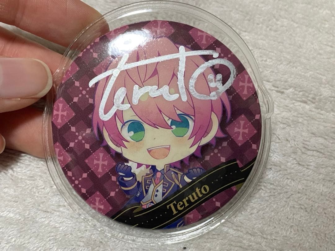 てるとくん 缶バッジ サインあり - メルカリ