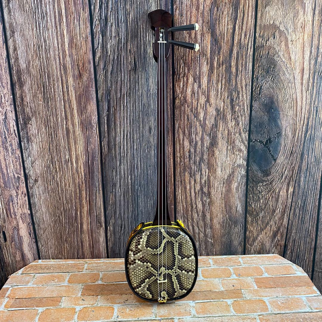 沖縄三線 真壁型 人工蛇革 三線 沖縄 伝統楽器 和楽器