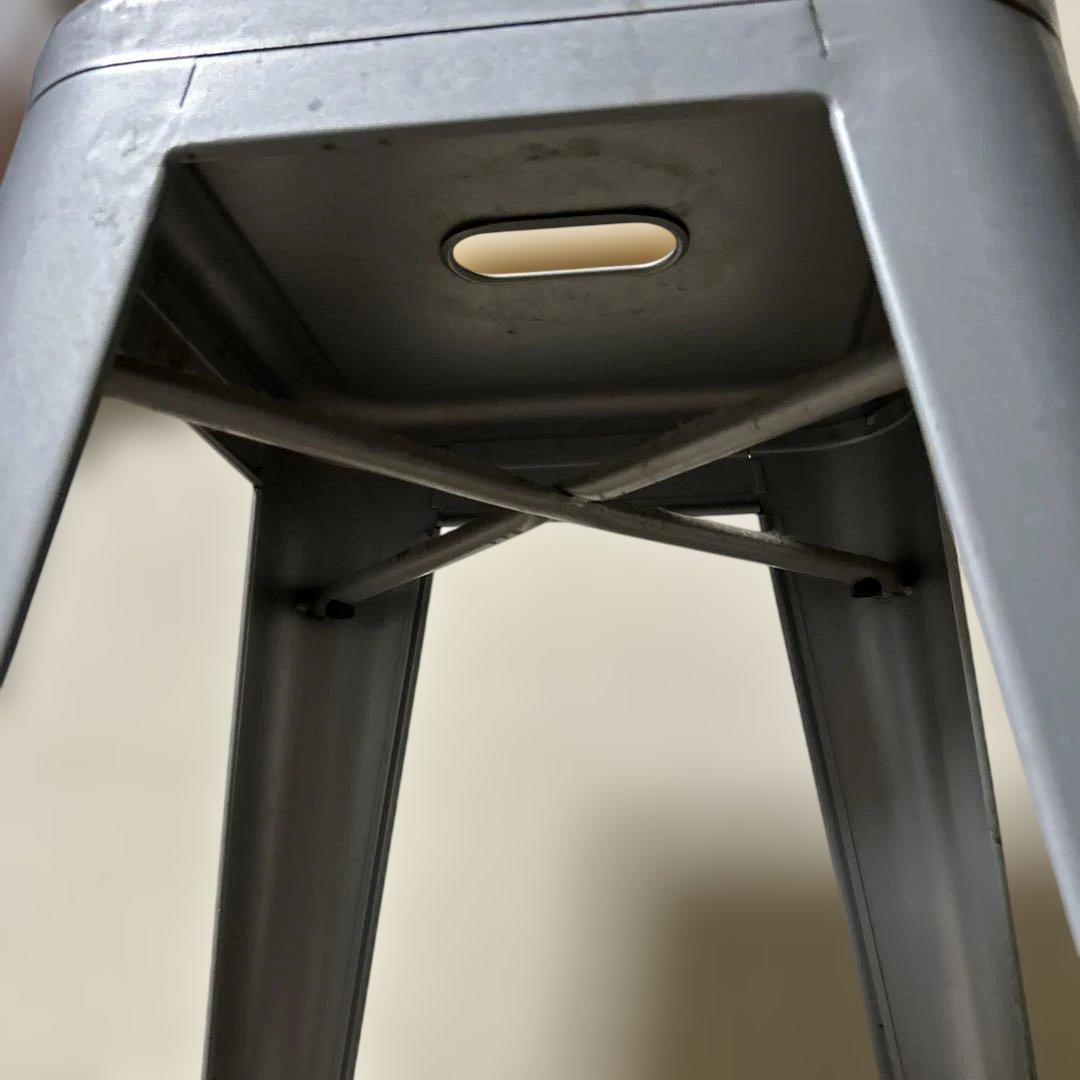 2つセットビンテージ　グレー　金属製　スタッキングスツール