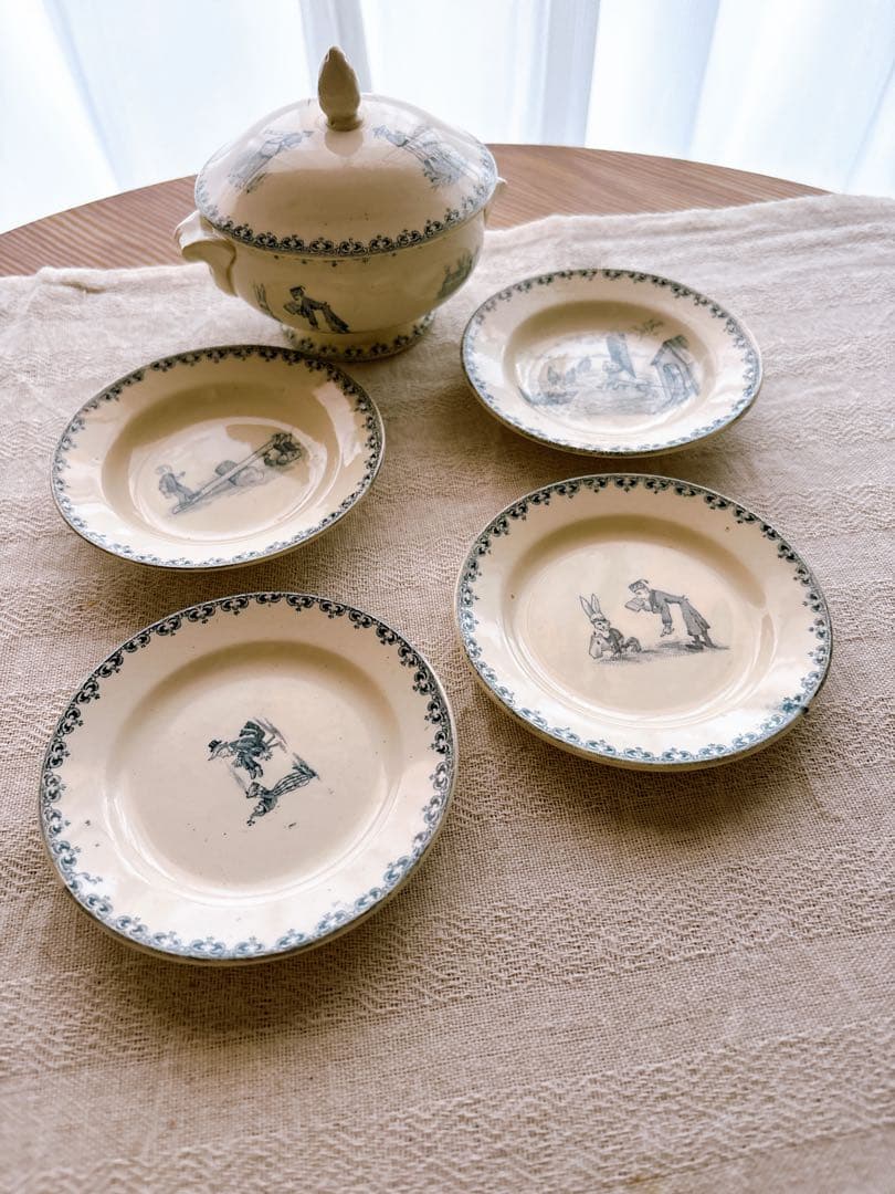 フランスアンティーク　③SaintAmand ラディネット　レギュミエset