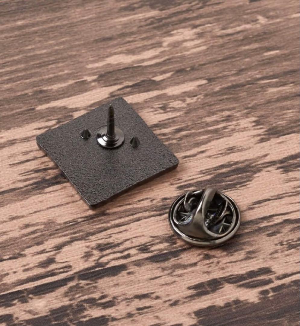 DeadbyDaylightピンズコレクション11個セット - メルカリ