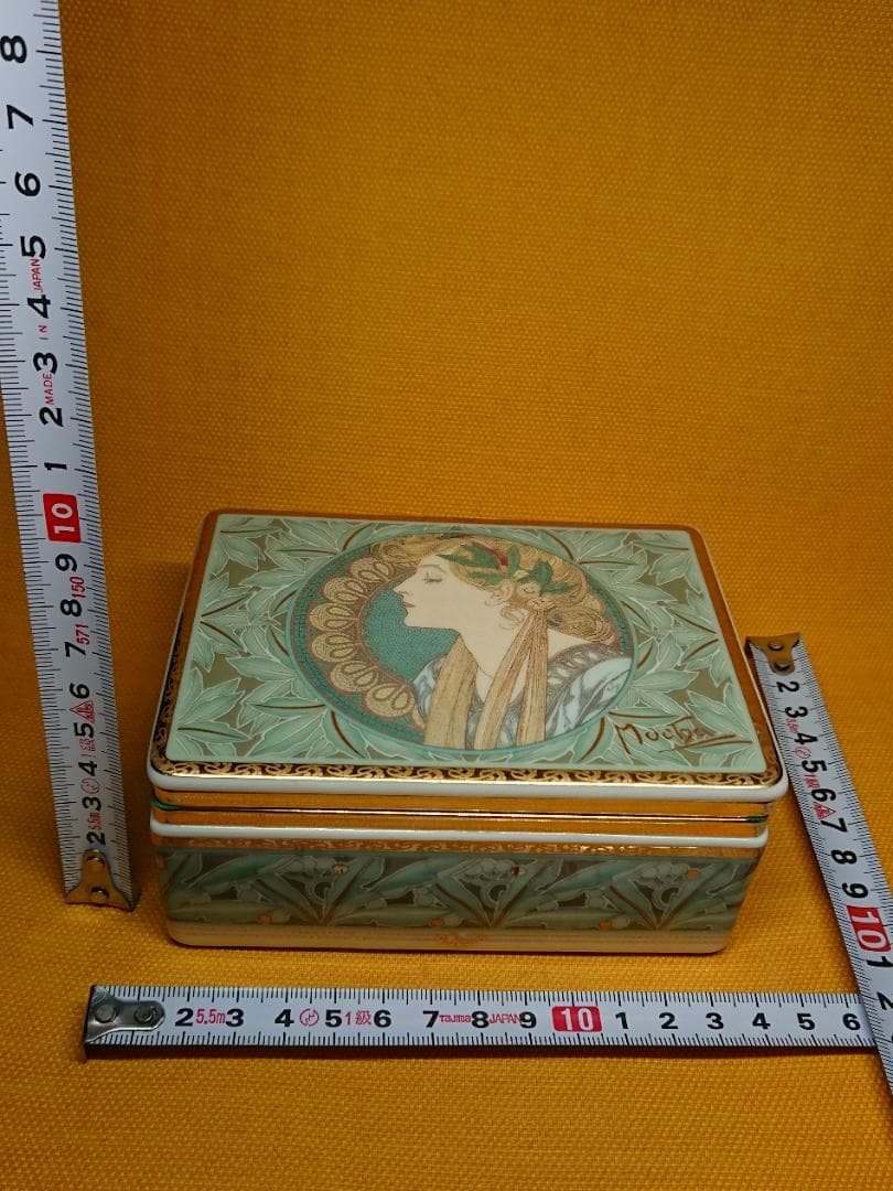 【美品】小物入れ　ヨーロッパ　陶器　置物　インテリア　工芸品　美術品　A3465