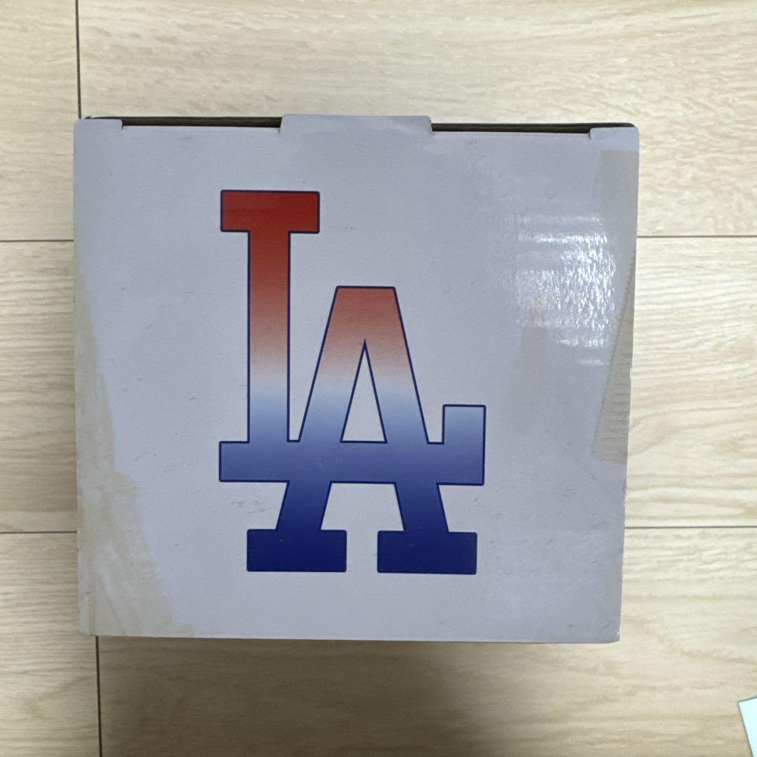 新品未開封】ロサンゼルス・ドジャース キケ・ヘルナンデス フィギュア