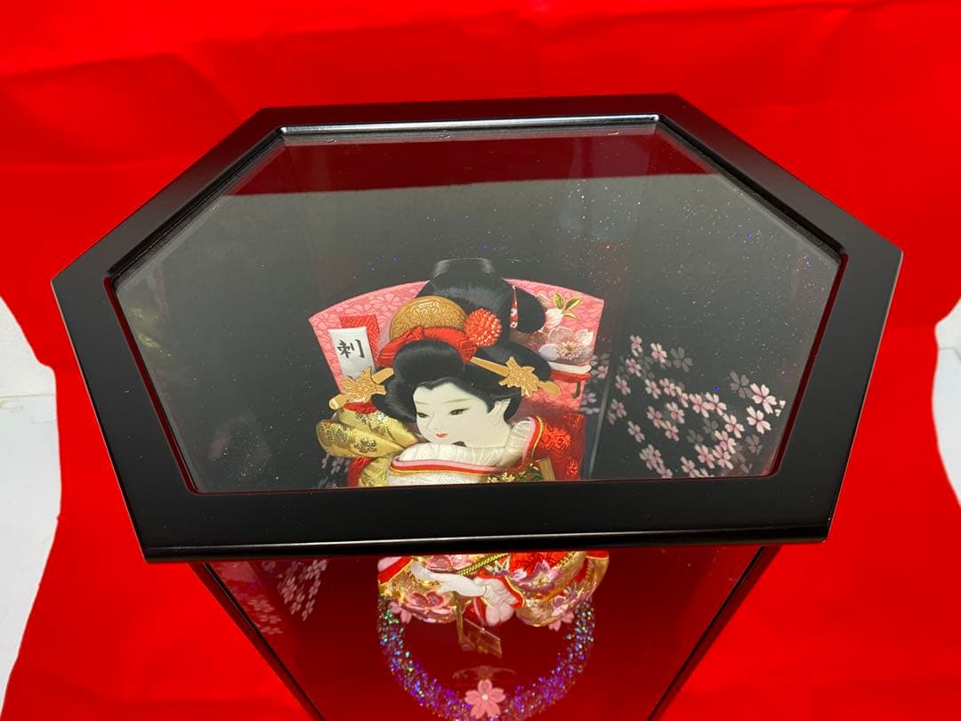 羽子板　六角ガラスケース１３号・サイズ間口約３５×奥行約２４×高さ約５３㎝