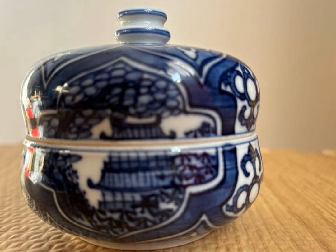 馬場京泉作、精密画染付け蓋付き容器、京焼、清水焼