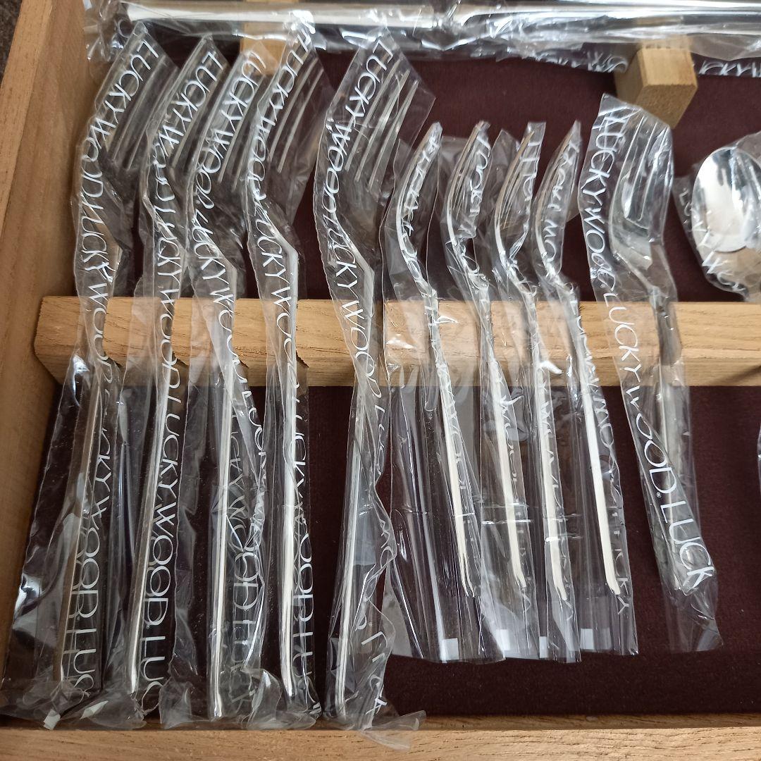 【未使用】LUCKY WOOD 18-12 カトラリーセット 25点 木製ケース