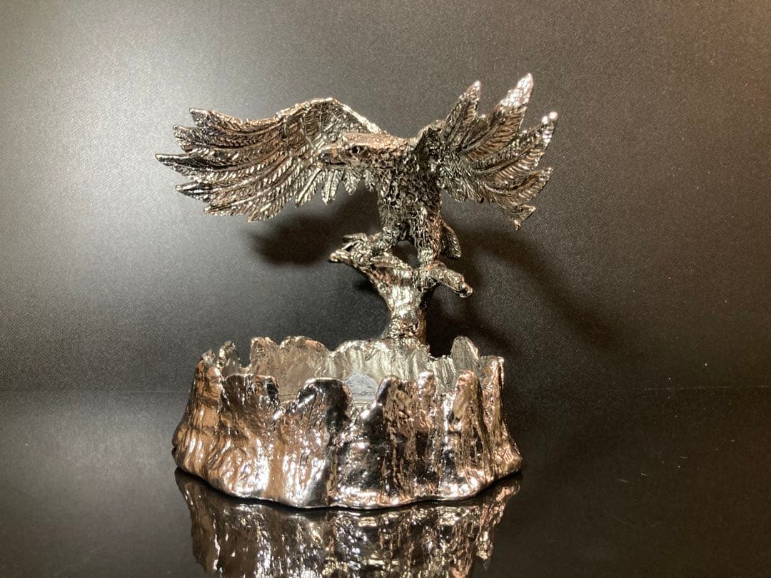 チタン製 鷲 彫刻 小物入れ アンティーク インテリア 置物