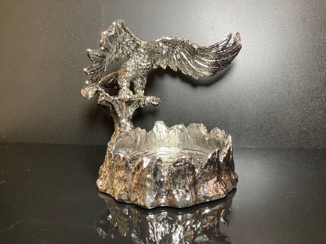 チタン製 鷲 彫刻 小物入れ アンティーク インテリア 置物