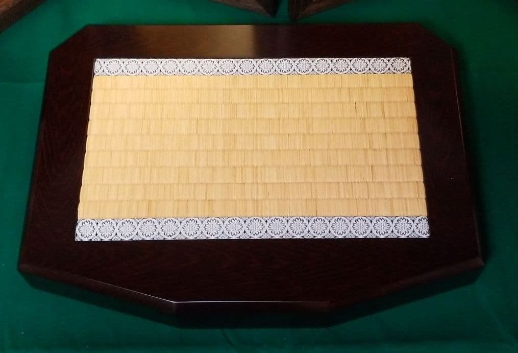 五月人形用　鉄刀木飾り台