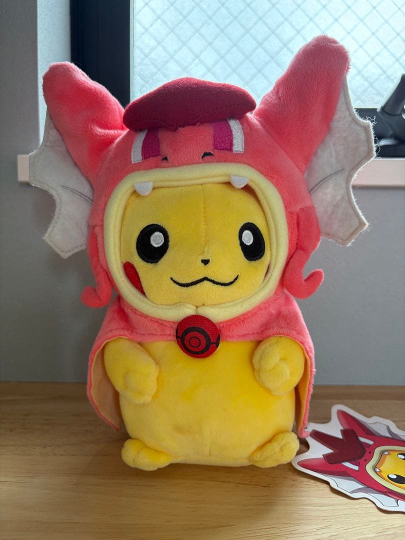 ポケモンセンターヒロシマ　ギャラドスごっこピカチュウ 赤いギャラドス Pokemon Center (ポケモンセンター) ポケモングッズ ぬいぐるみ