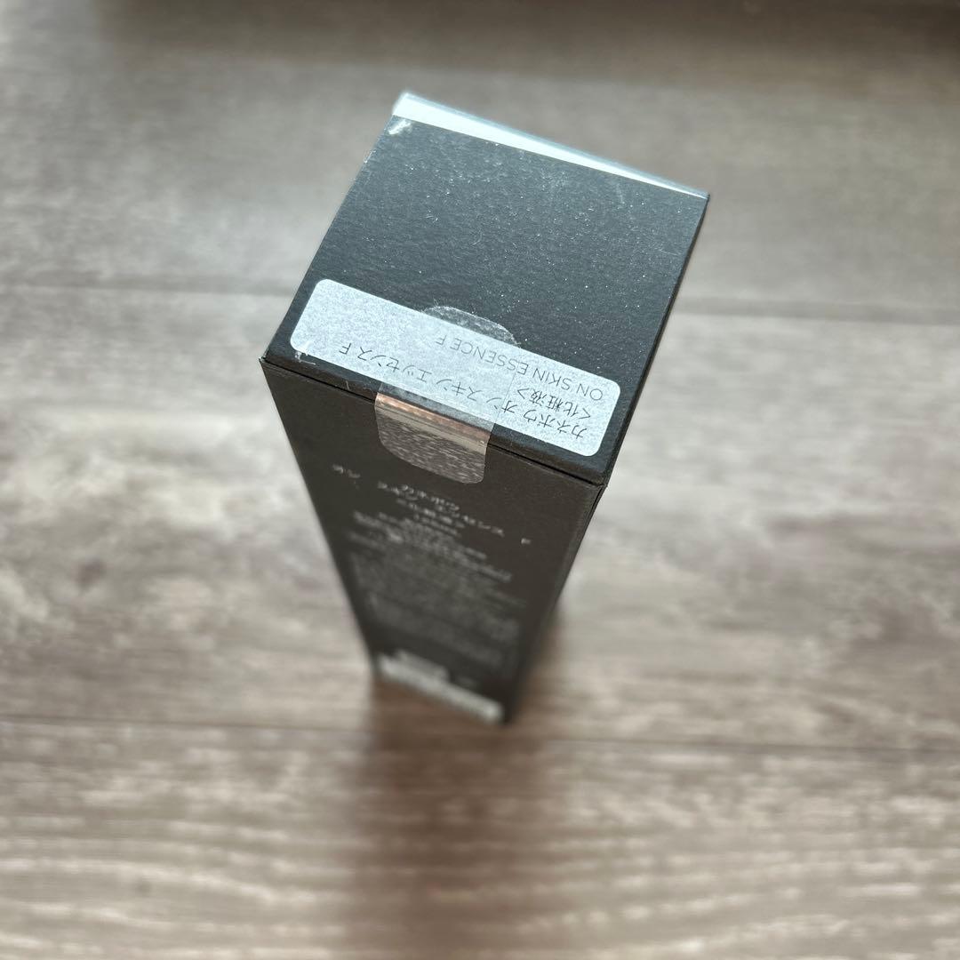 新品未開封　KANEBO ON SKIN ESSENCE F 125ml