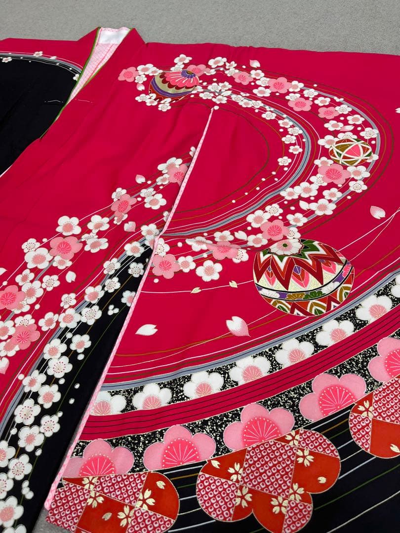 新品★七五三　きものと長襦袢　2点　四つ身　C09