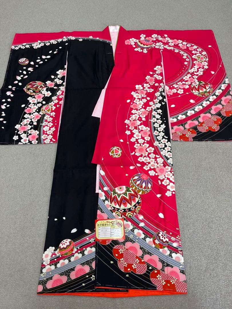 新品★七五三　きものと長襦袢　2点　四つ身　C09