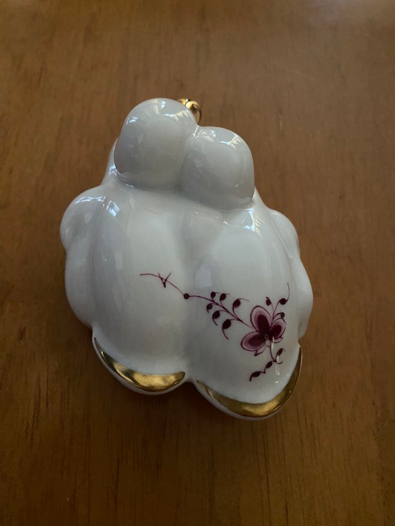 ロイヤルコペンハーゲンフィギュリンバーガンディ