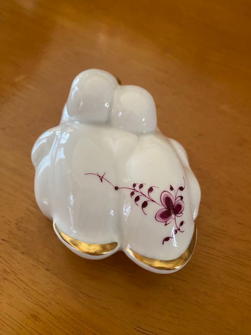 ロイヤルコペンハーゲンフィギュリンバーガンディ