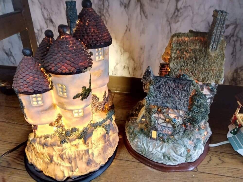 クリスマスヴィレッジLEDライトハウス・ミニチュアハウス・ドールハウス4点セット