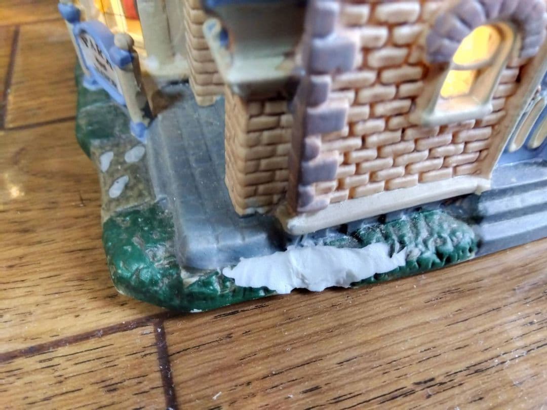 クリスマスヴィレッジLEDライトハウス・ミニチュアハウス・ドールハウス4点セット