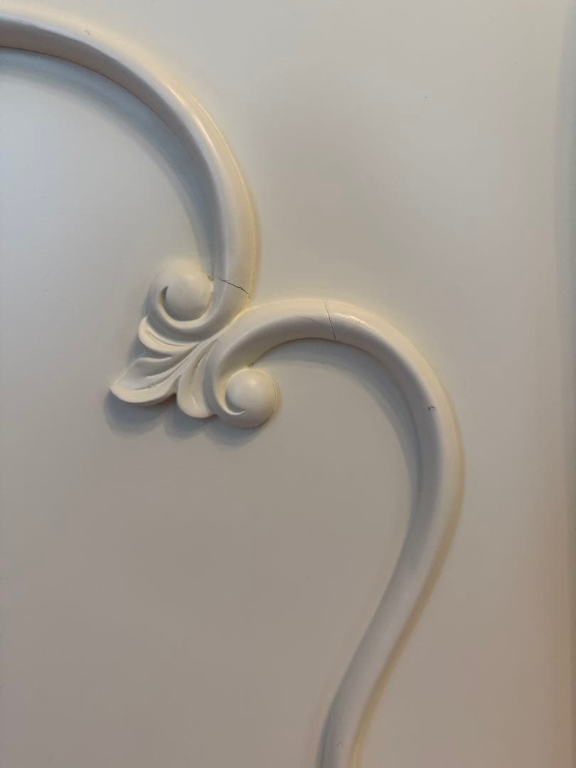 ウエストハウス・ギャラリー　ラ・シェル セミダブルベッドフレーム　ホワイト