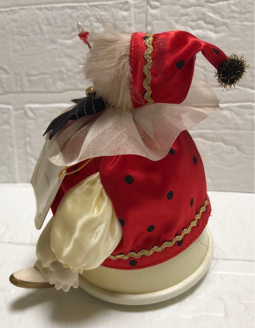 ピエロ　オルゴール　人形