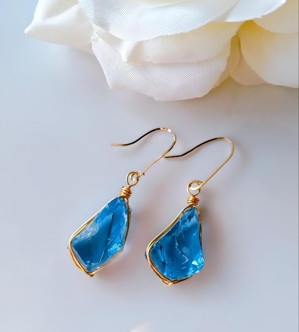 Kgf14 希少 レア アンダラクリスタル エレスチャルサファイア 原石 ピアス