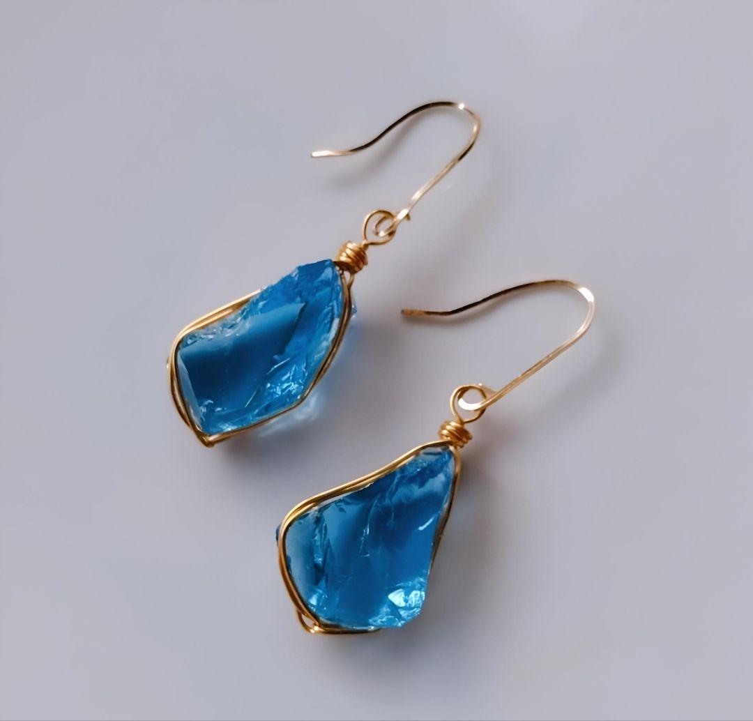 Kgf14 希少 レア アンダラクリスタル エレスチャルサファイア 原石 ピアス