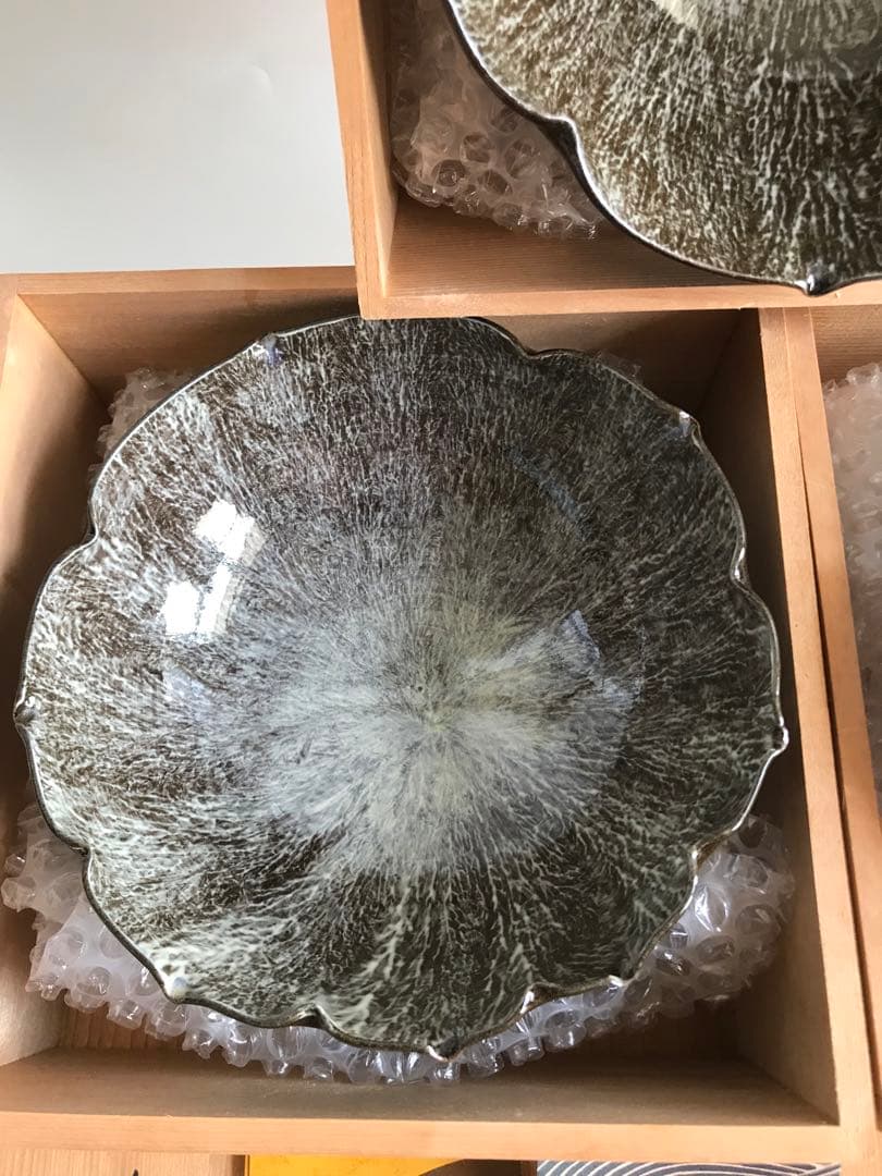 長崎県無形文化財指定 十三代臥牛窯 横石臥牛 刷毛目 菓子鉢 共箱　3点