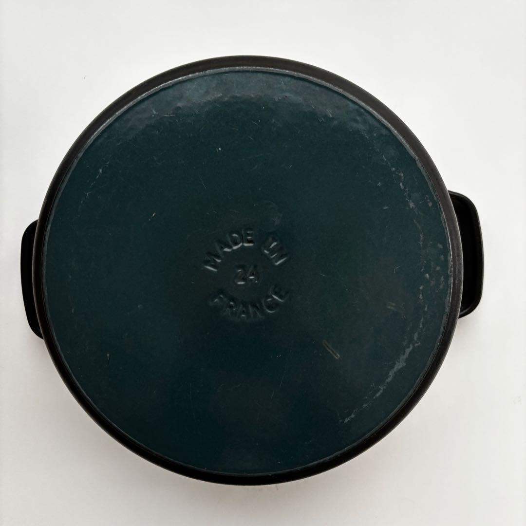 ストウブ　ピコ・ココットラウンド　ブラック　24cm 3.8L 鋳物ホーロー鍋
