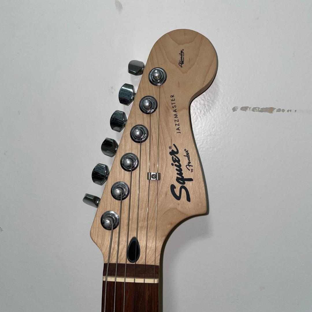 美品 Squier Jazzmaster スクワイヤー ジャズマスター ホワイト - メルカリ