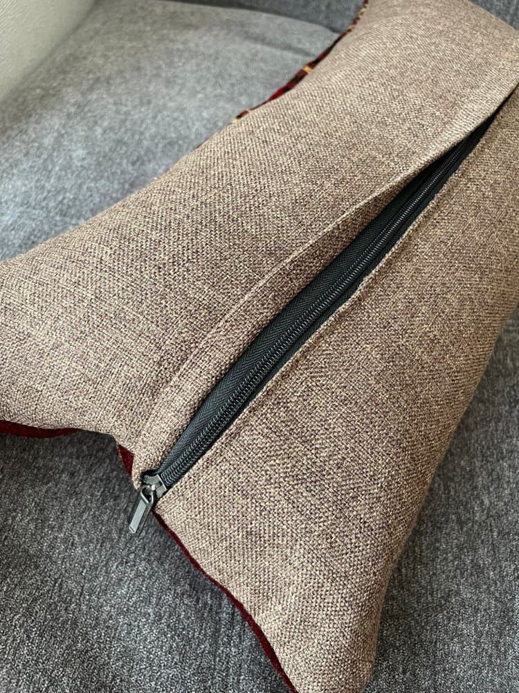 クッションカバー 　トルクメン絨毯　 57x30cm