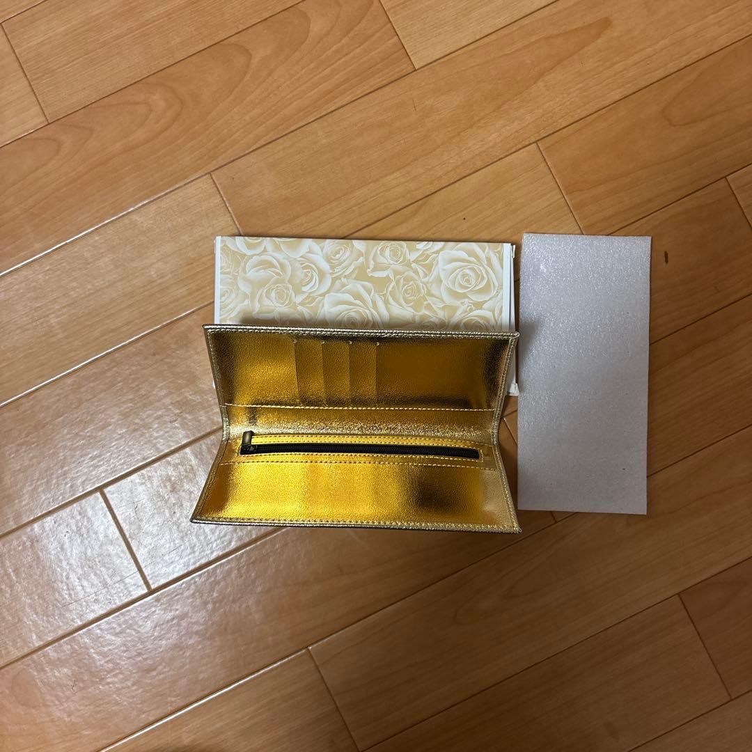 菊の御紋入り 長財布　牛革 ゴールド