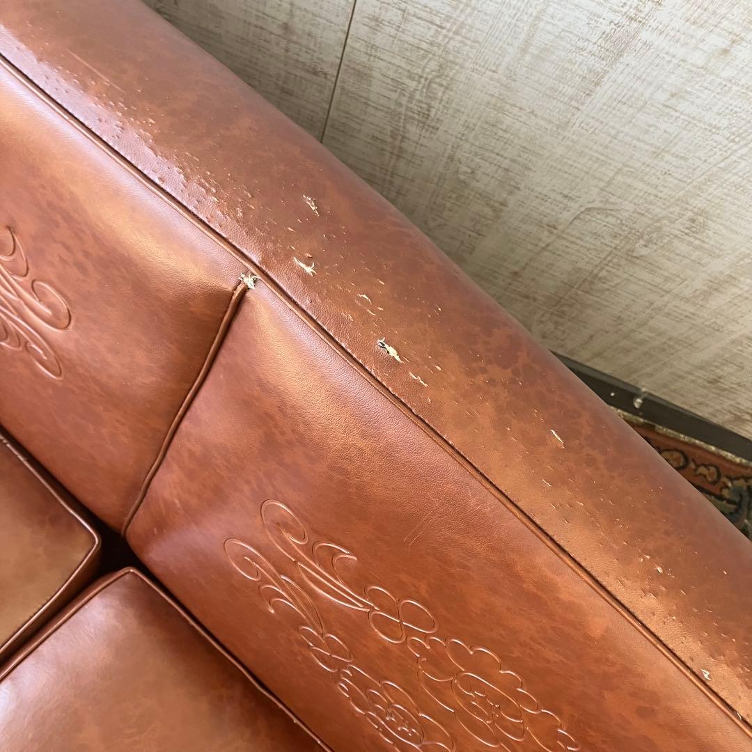 昭和レトロ オールドカリモク 古家具 三人掛けレザーソファー アームチェア 装飾