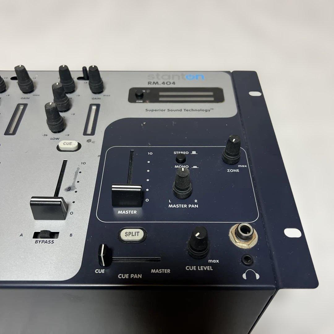 Stanton RM.404 DJミキサー