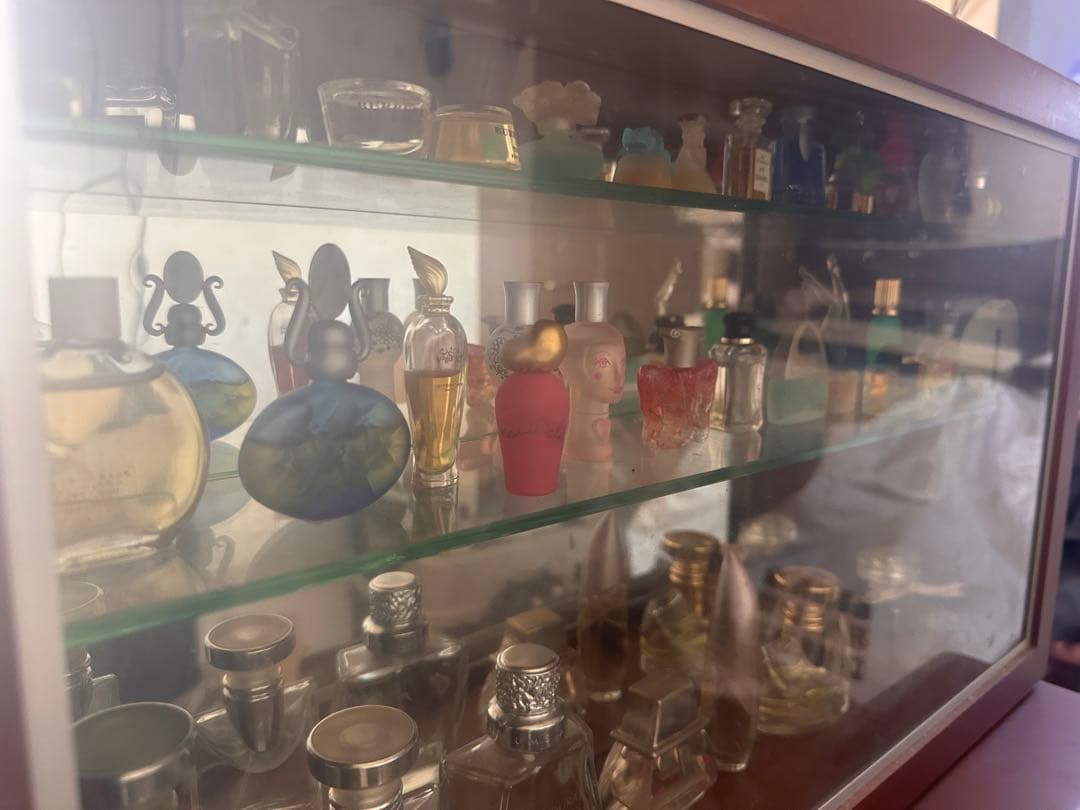 ミニ香水セットケース付き　引取り限定