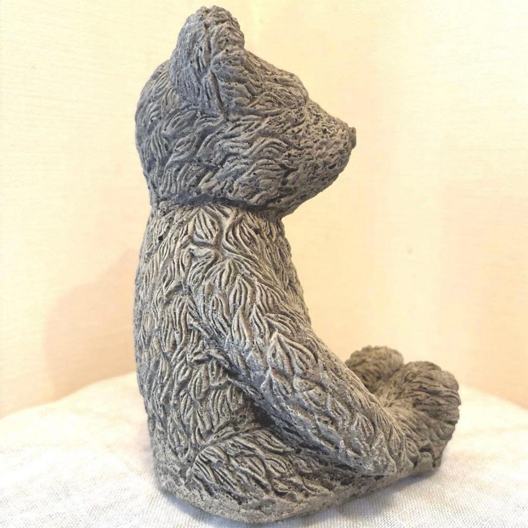 テディベア　ガーデンオブジェ　熊置物　ストーンオブジェ　ガーデン雑貨