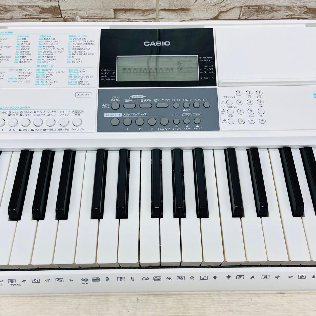 新品同様 CASIO 光ナビゲーションキーボード LK-516 61鍵盤 - メルカリ