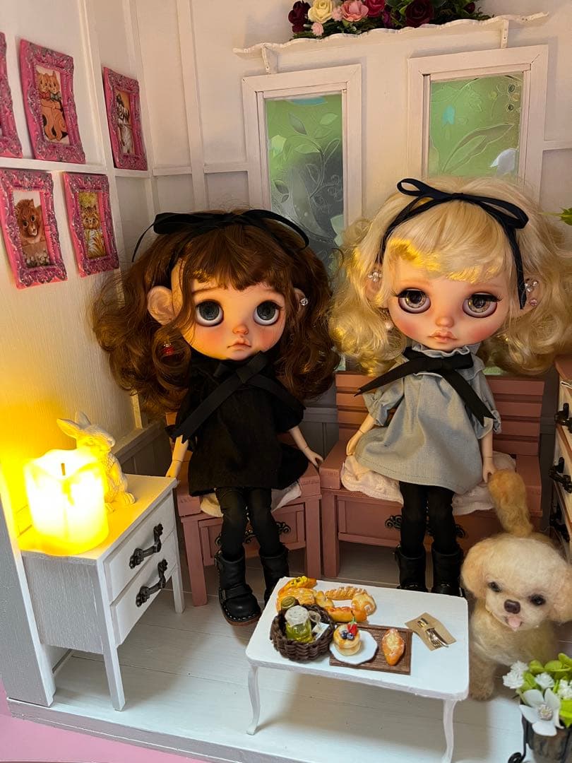 木製　ドールハウス　友達も呼べちゃう　背景にも　ゆずり　ベッド付き