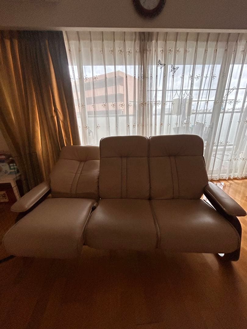 FUJI FURNITURE リクライニングソファ　3人掛け