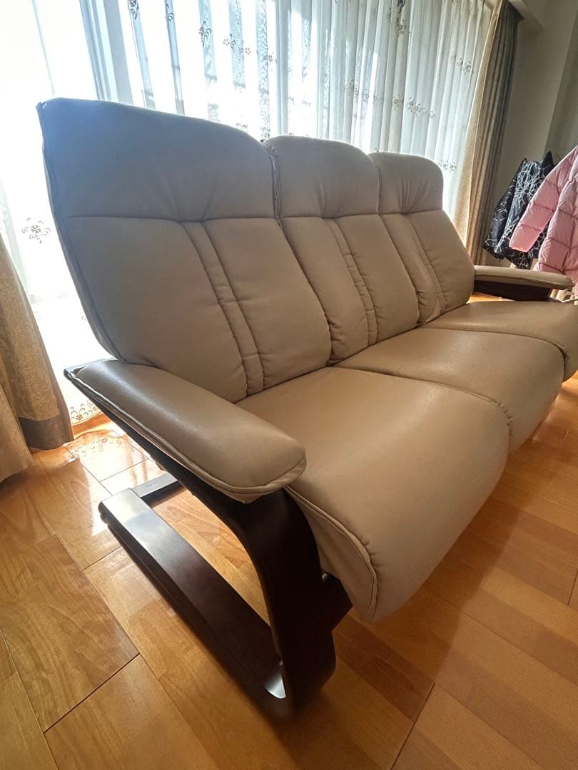 FUJI FURNITURE リクライニングソファ　3人掛け