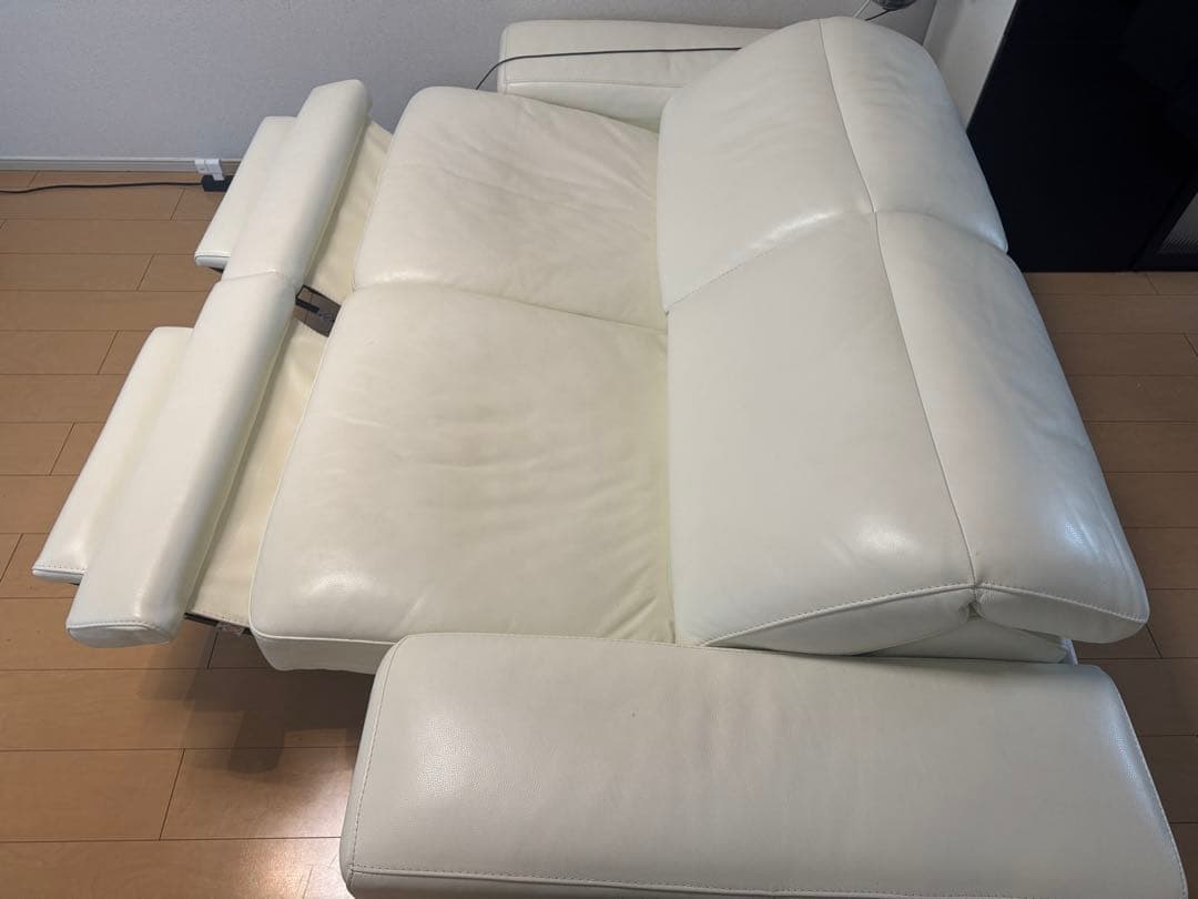 ホリ大塚家具　Domicil 高級電動リクライニングソファ　本革　ホワイト