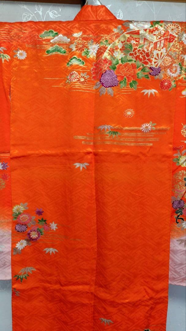 RK559子供着物四つ身7歳前後用着丈134センチ裄丈55センチ美品非常に綺麗