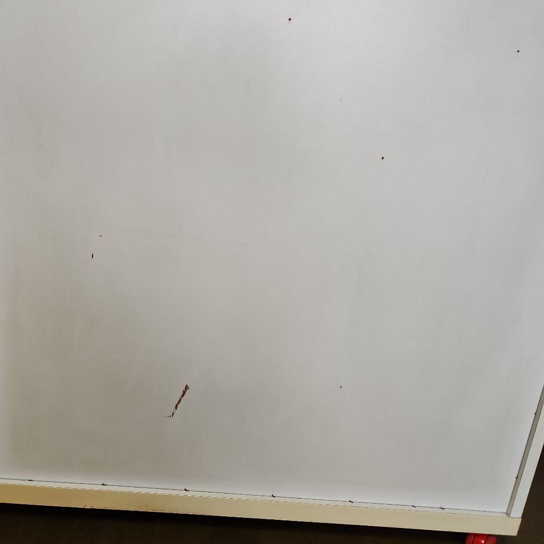 ホワイトとピンクのカウンターワゴン　昭和レトロ