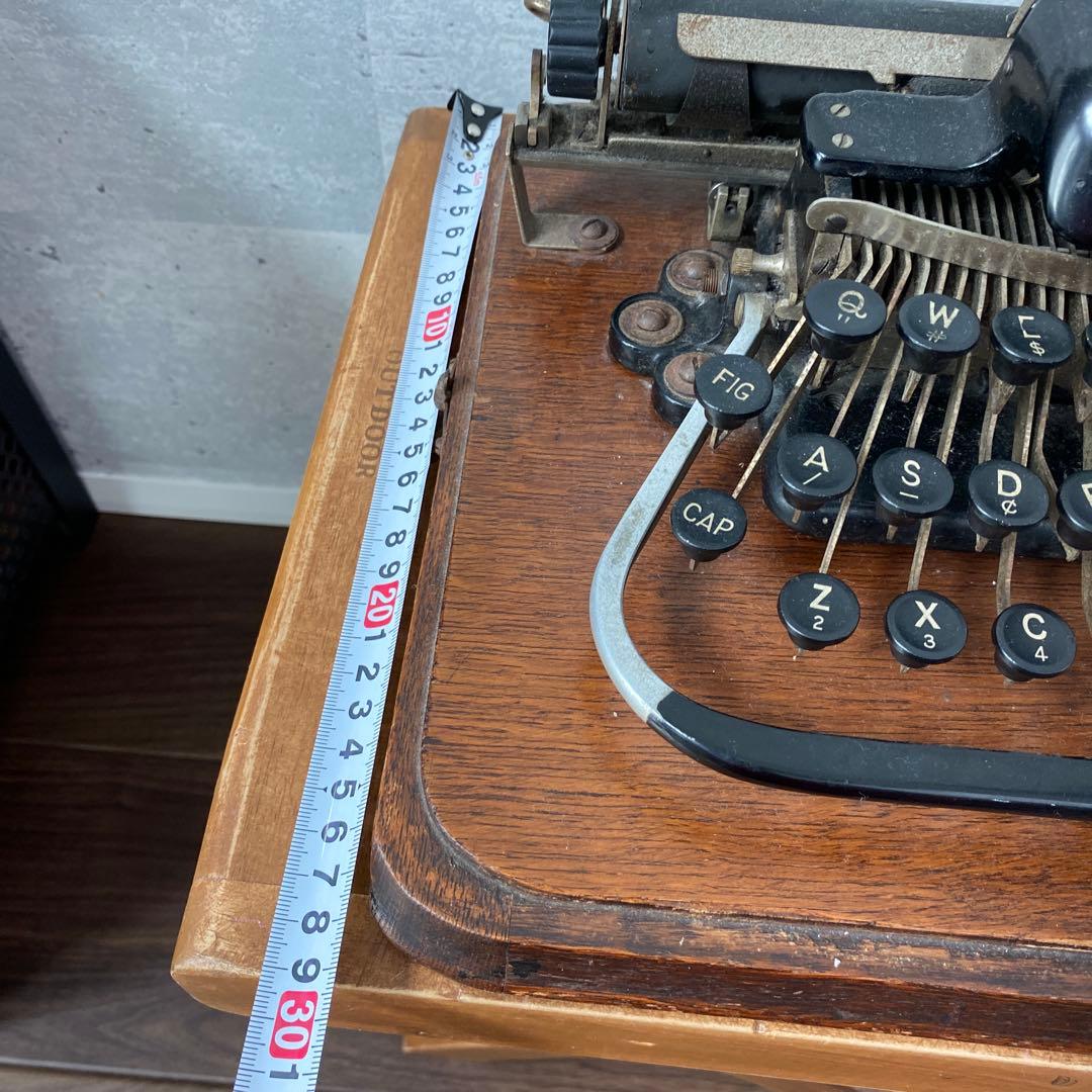 BLICKENSDERFER タイプライター