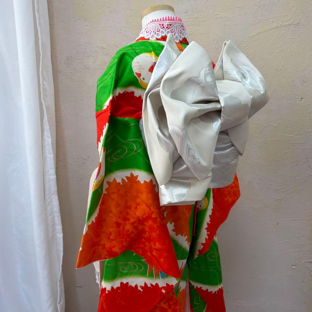 No.k008七五三 7歳 着物 フルセット レトロ柄 ※シミあり