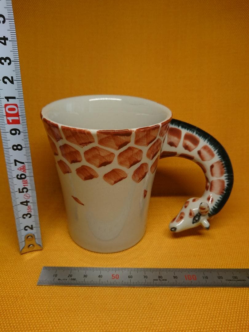 キリン　マグカップ　陶器　オブジェ　置物　インテリア　工芸品　美術品　A1610